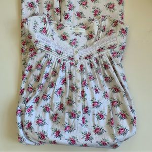 Eileen West full length flannel night gown